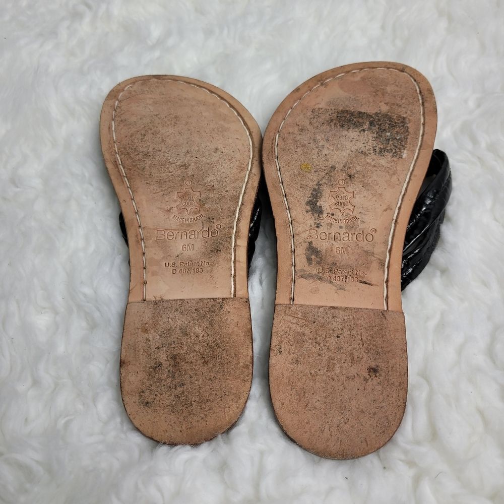 Bernardo Miami Women's Size 6 Black Leather Sandals Shoes - Picture 8 of 9